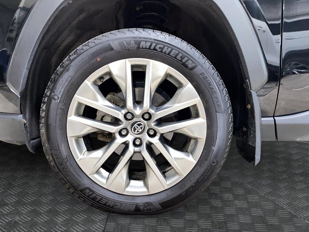 Toyota RAV4  2024 à Jonquière, Québec - 6 - w1024h768px
