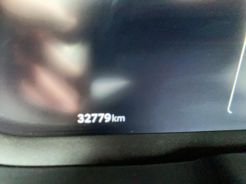 2024 Toyota RAV4 Limited in Chicoutimi, Quebec - 13 - w1024h768px