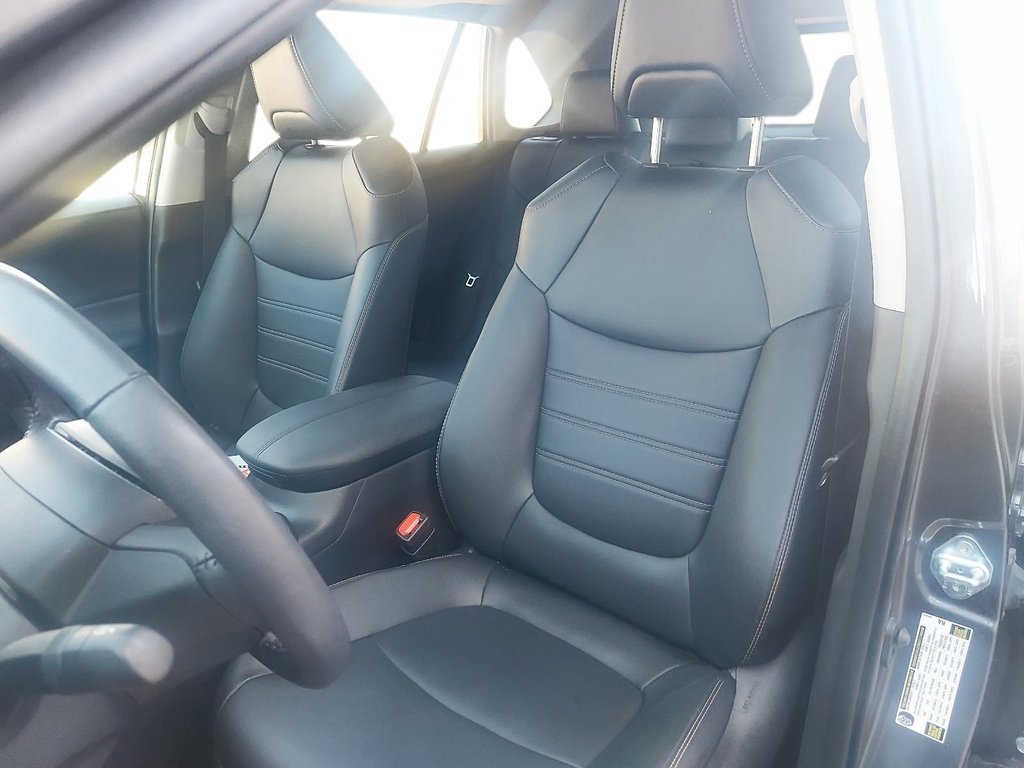 2025 Toyota RAV4 Hybrid XLE in Chicoutimi, Quebec - 10 - w1024h768px