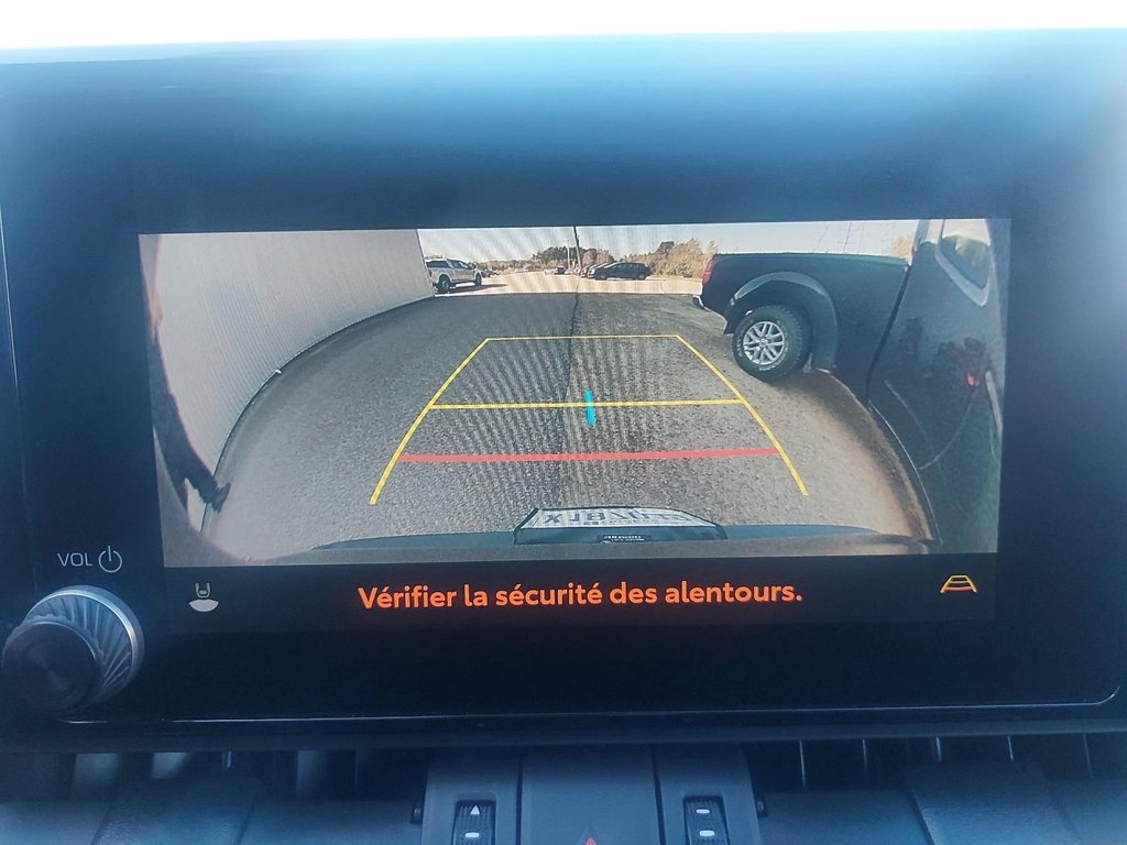 2025 Toyota RAV4 Hybrid XLE in Chicoutimi, Quebec - 19 - w1024h768px