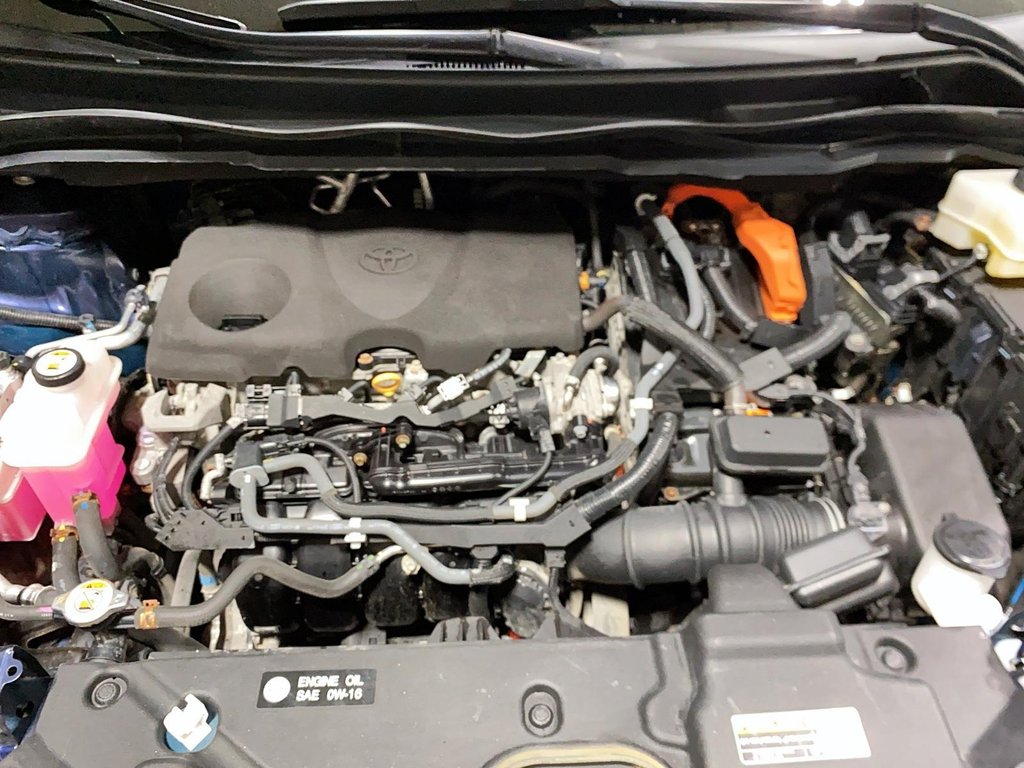 Toyota Sienna  2022 à Jonquière, Québec - 10 - w1024h768px