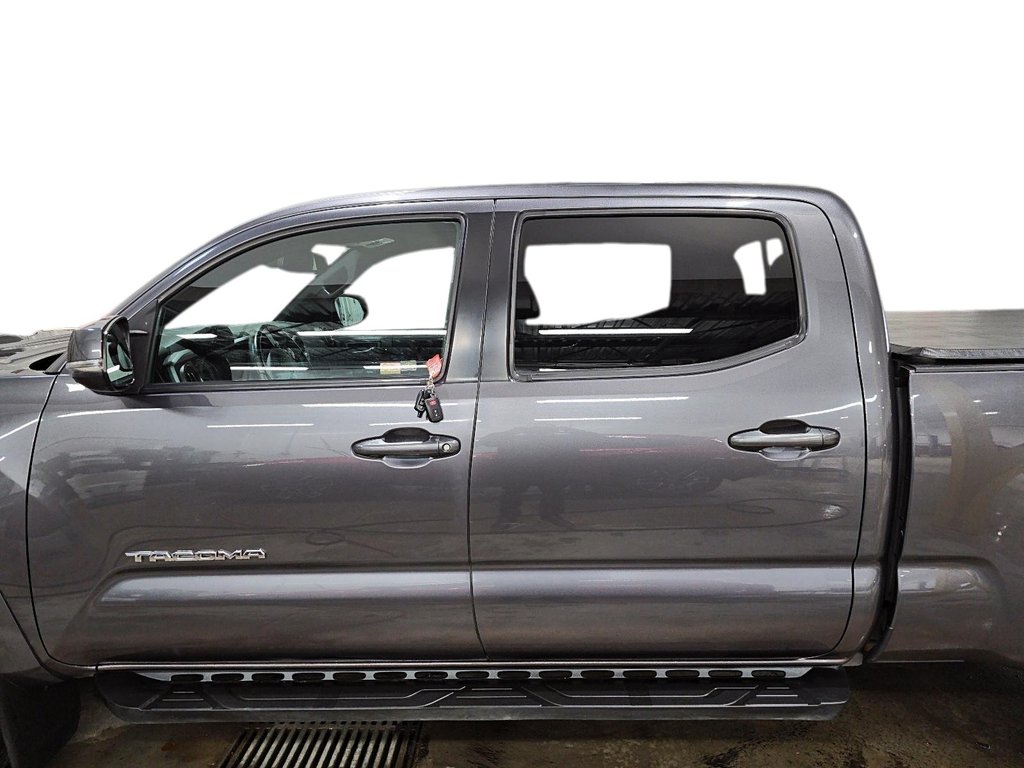 Toyota Tacoma SR5 2018 à Chicoutimi, Québec - 5 - w1024h768px