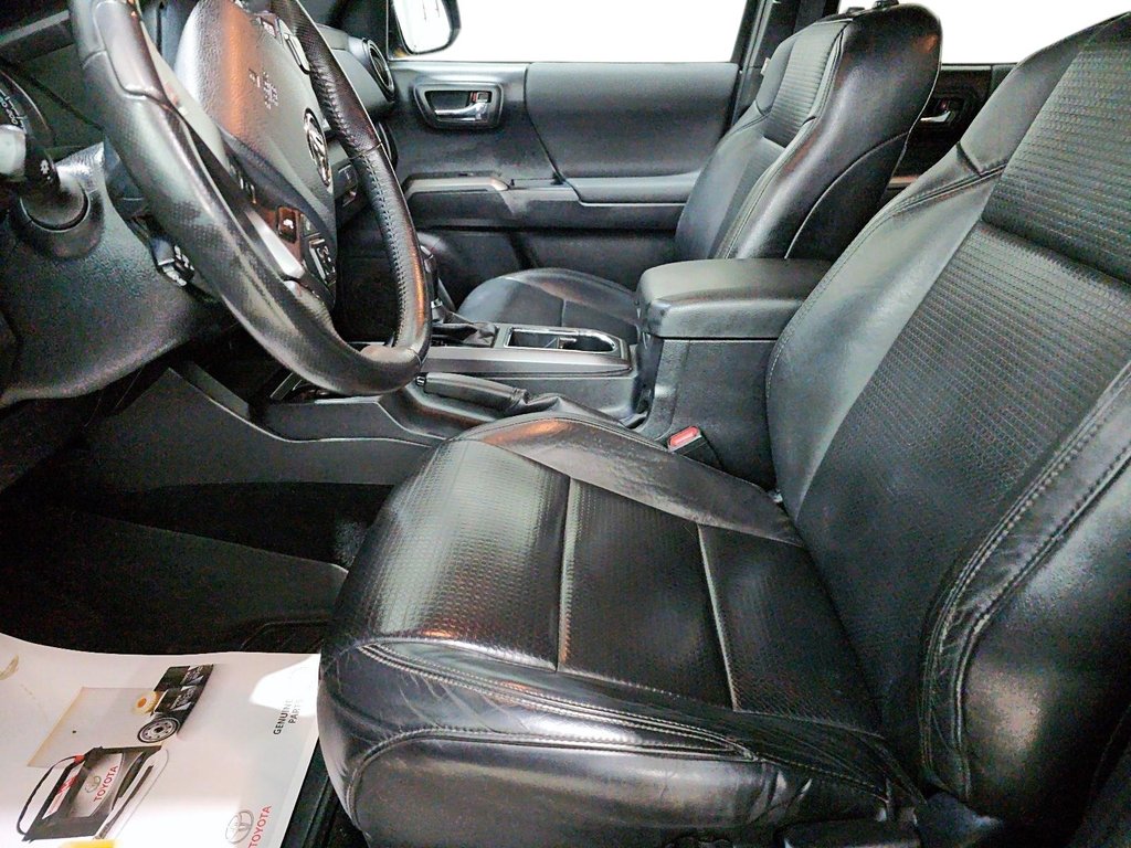 Toyota Tacoma SR5 2018 à Chicoutimi, Québec - 9 - w1024h768px