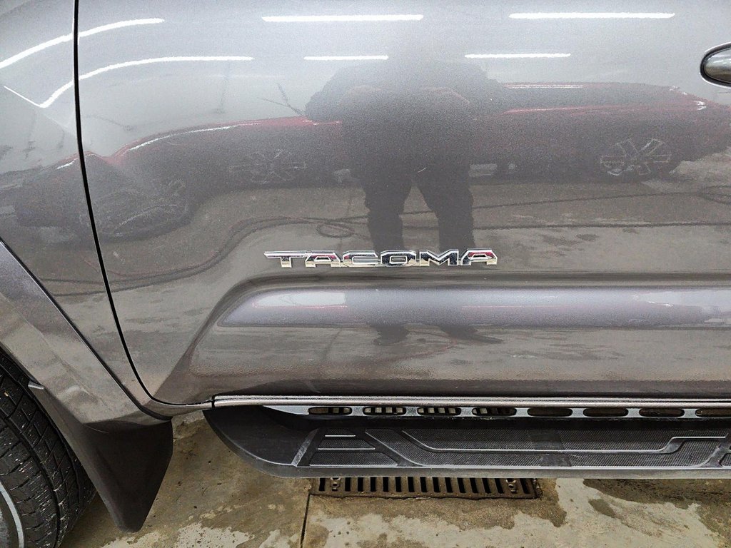 Toyota Tacoma SR5 2018 à Chicoutimi, Québec - 6 - w1024h768px