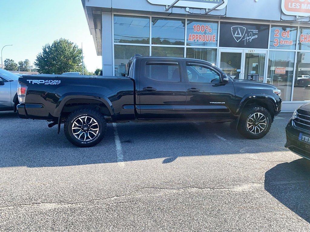 2020 Toyota Tacoma in Jonquière, Quebec - 6 - w1024h768px