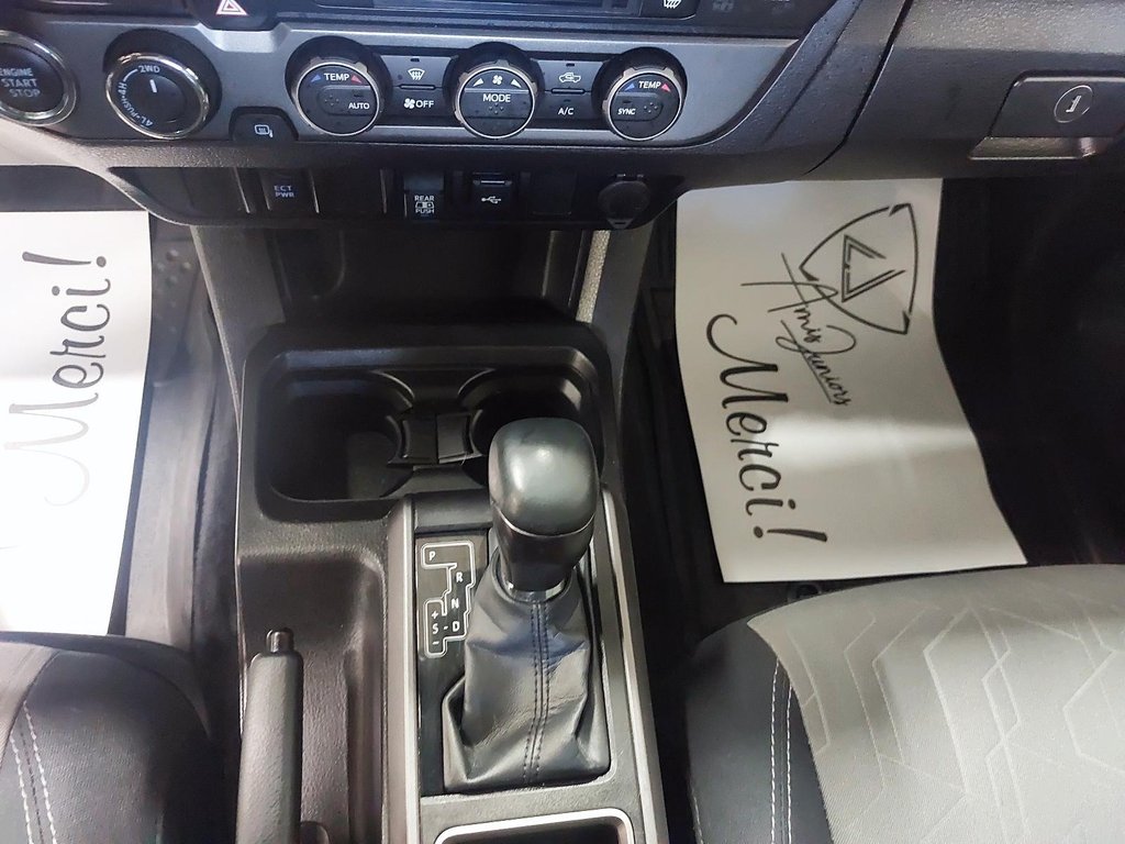 2022 Toyota Tacoma TRD SPORT in Chicoutimi, Quebec - 14 - w1024h768px