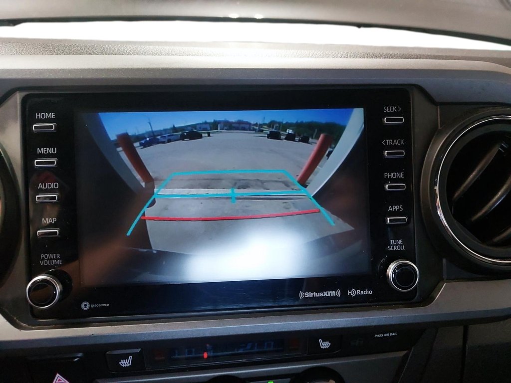 2022 Toyota Tacoma TRD SPORT in Chicoutimi, Quebec - 16 - w1024h768px