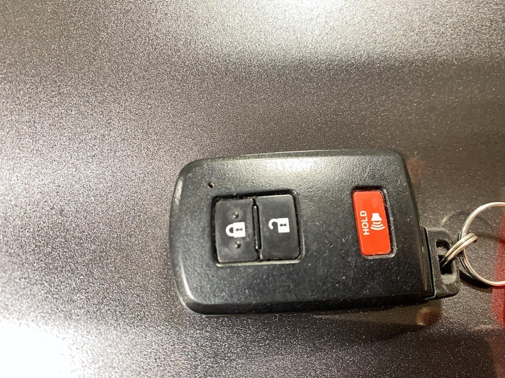 2023 Toyota Tacoma in Chicoutimi, Quebec - 20 - w1024h768px