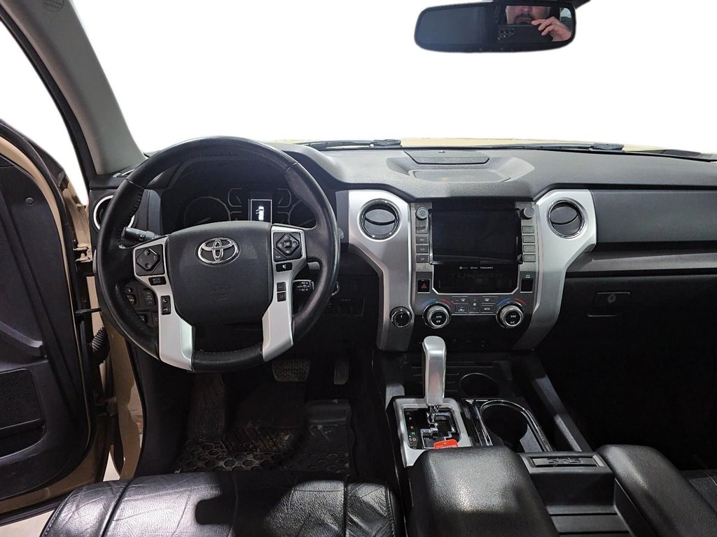 Toyota Tundra  2020 à Jonquière, Québec - 10 - w1024h768px