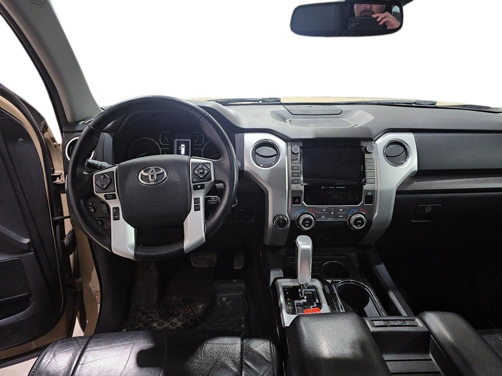 Toyota Tundra  2020 à Jonquière, Québec - 10 - w1024h768px