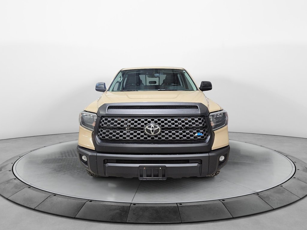 Toyota Tundra  2020 à Jonquière, Québec - 2 - w1024h768px