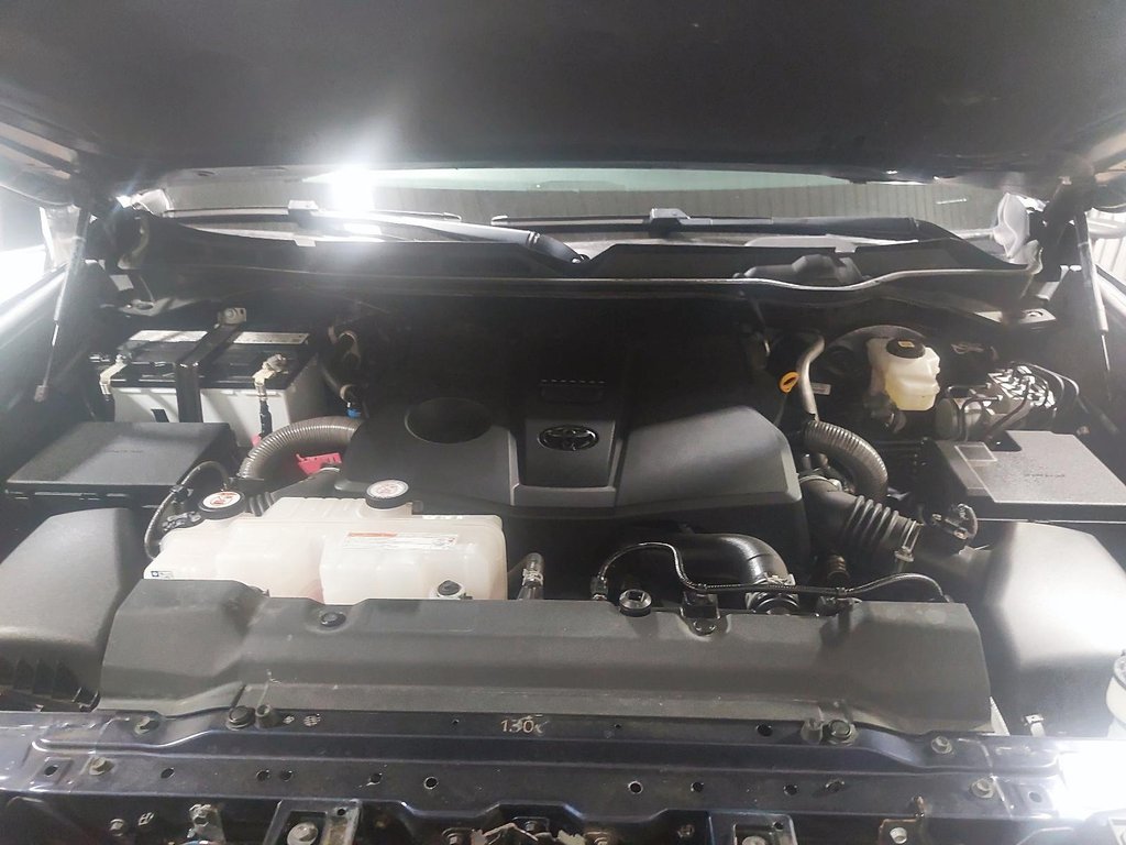 2023 Toyota Tundra in Sept-Îles, Quebec - 7 - w1024h768px