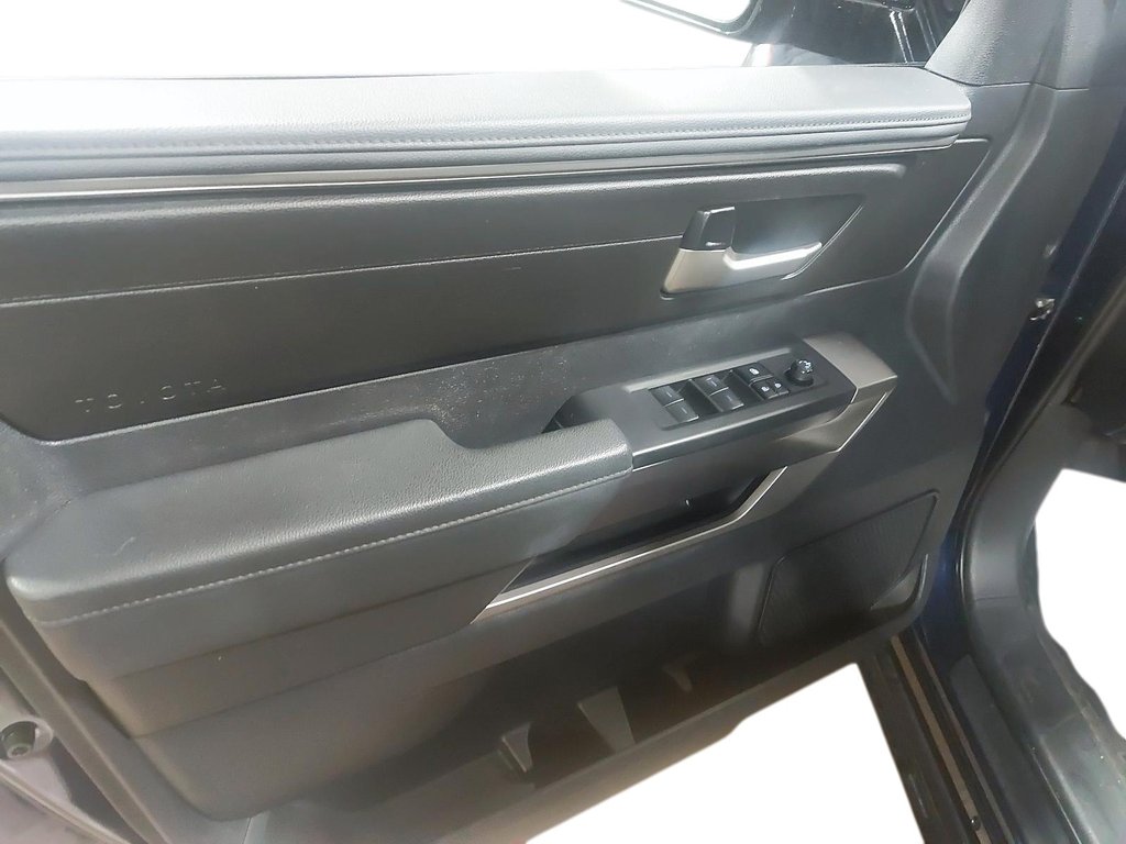 2023 Toyota Tundra in Sept-Îles, Quebec - 10 - w1024h768px