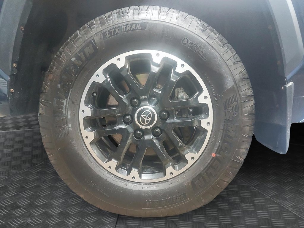 2023 Toyota Tundra in Sept-Îles, Quebec - 6 - w1024h768px