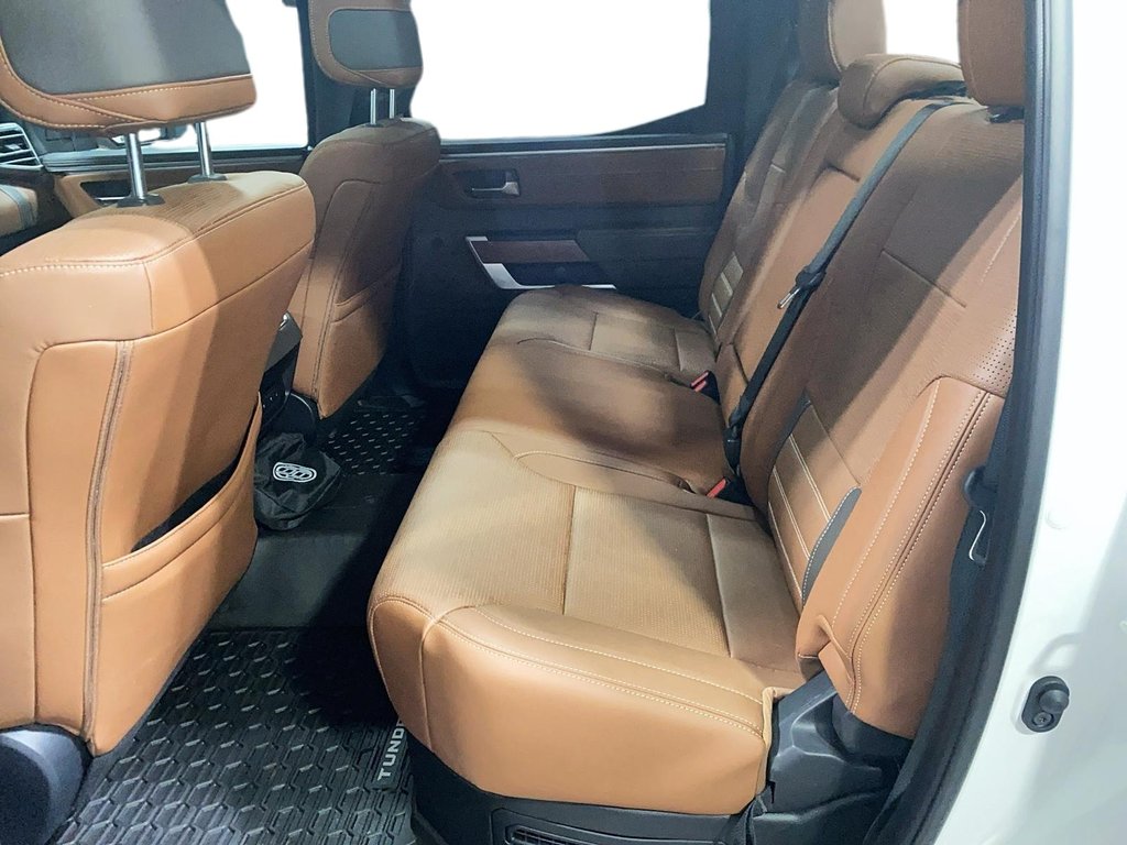 2025 Toyota Tundra in Sept-Îles, Quebec - 7 - w1024h768px