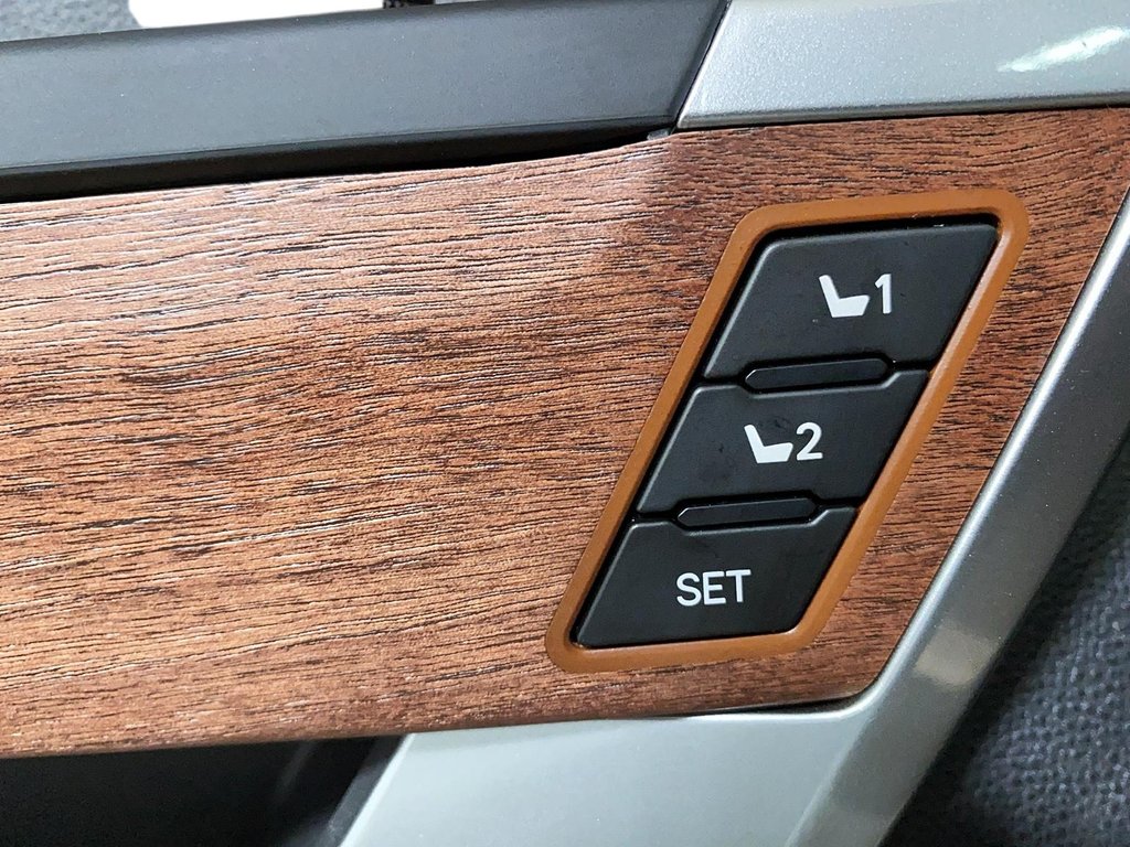 2025 Toyota Tundra in Sept-Îles, Quebec - 18 - w1024h768px