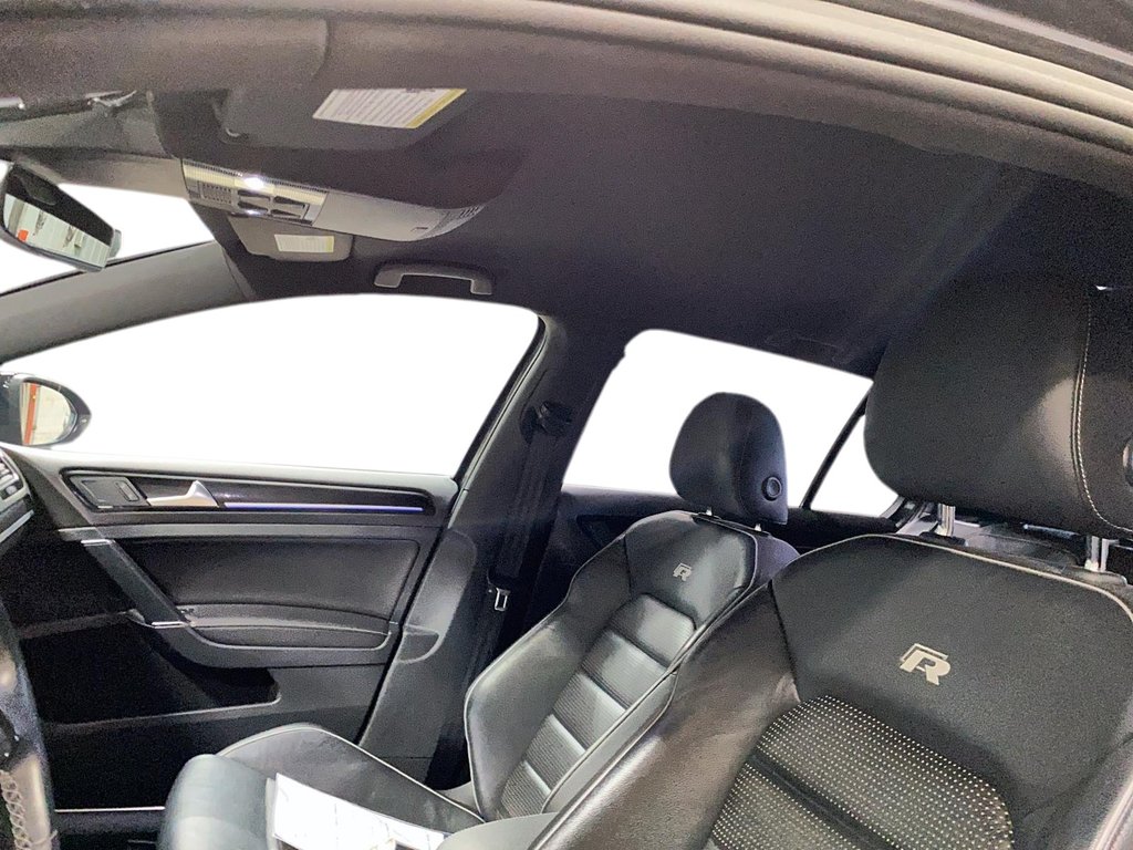 2018 Volkswagen Golf R in Jonquière, Quebec - 13 - w1024h768px