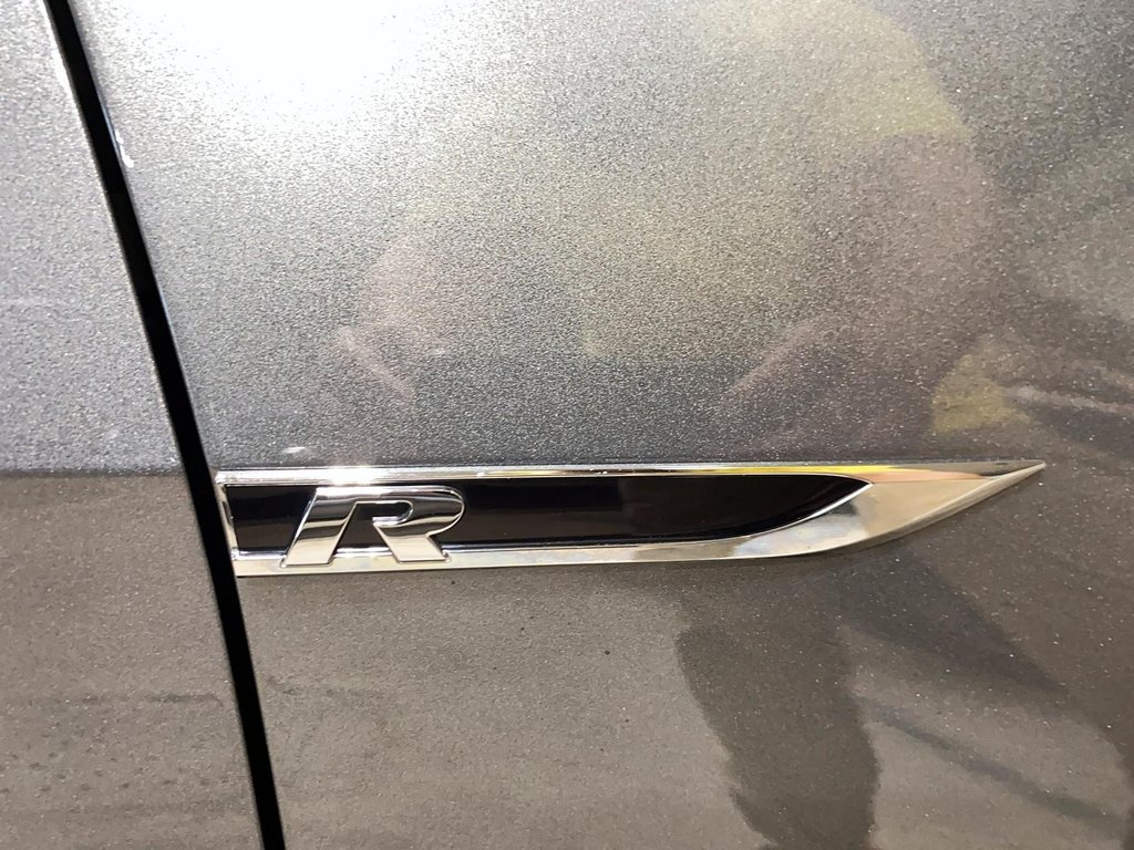 2018 Volkswagen Golf R in Jonquière, Quebec - 21 - w1024h768px