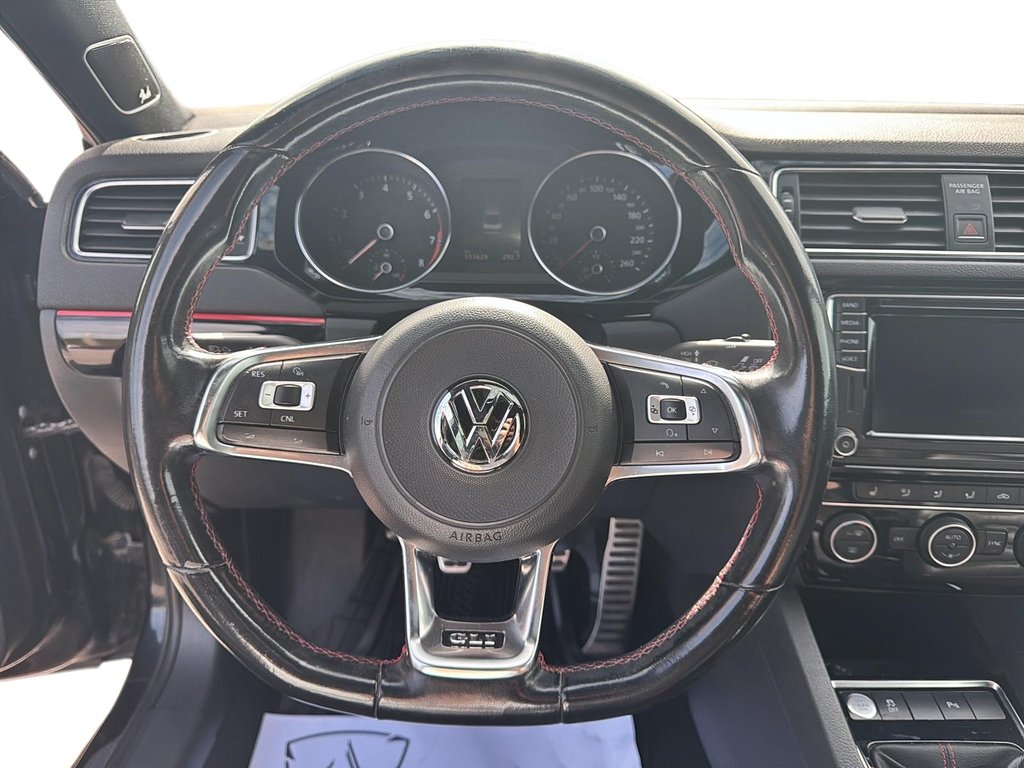 Volkswagen Jetta Sedan GLI Autobahn 2017 à Chicoutimi, Québec - 12 - w1024h768px
