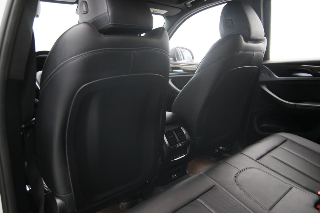 2022 BMW X3 in Sept-Îles, Quebec - 9 - w1024h768px