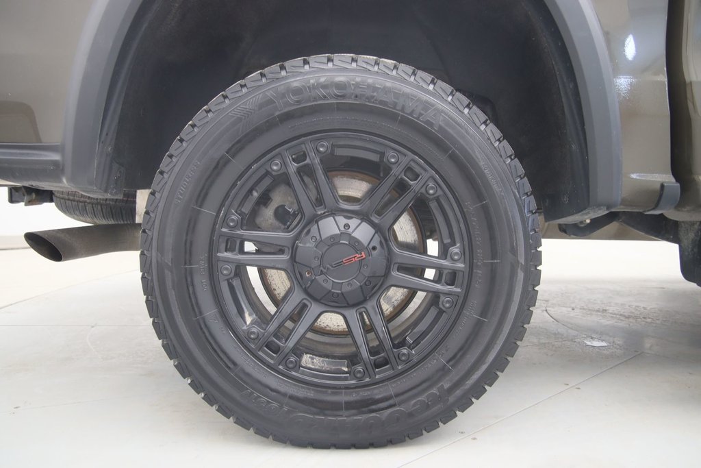 Chevrolet Colorado  2023 à Jonquière, Québec - 17 - w1024h768px