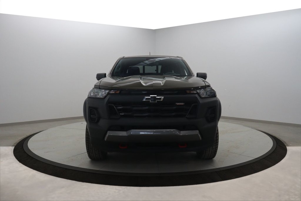 Chevrolet Colorado  2023 à Jonquière, Québec - 3 - w1024h768px