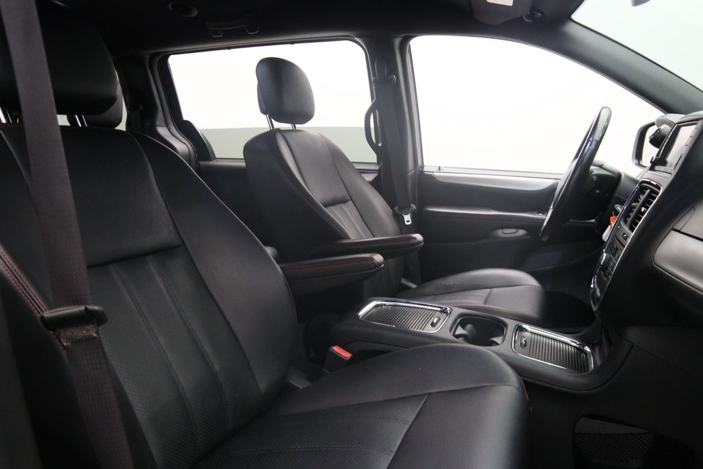 Dodge Grand Caravan  2020 à Baie-Comeau, Québec - 16 - w1024h768px
