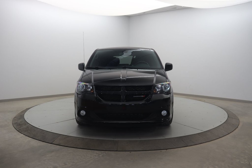 Dodge Grand Caravan  2020 à Baie-Comeau, Québec - 2 - w1024h768px