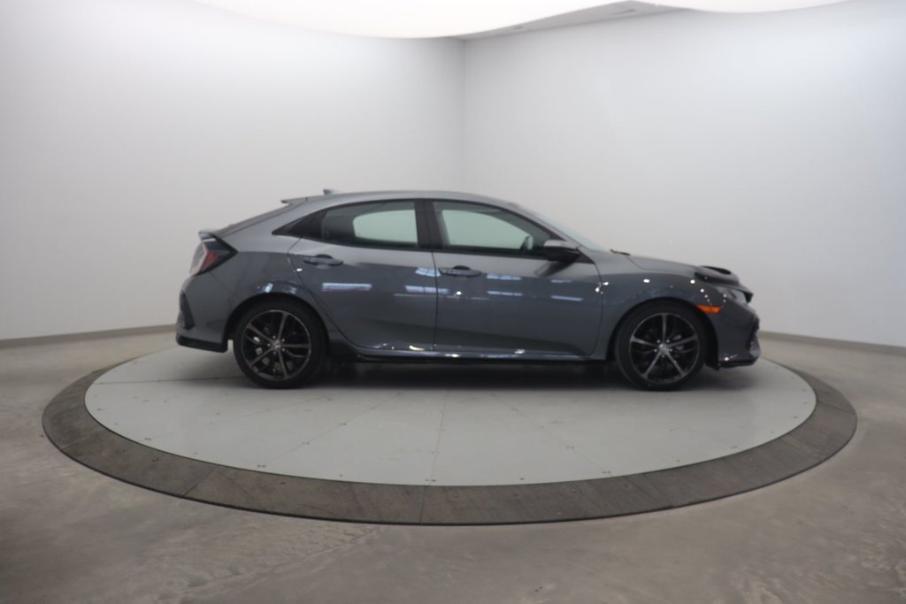2021 Honda Civic Hatchback Sport in Chicoutimi, Quebec - 3 - w1024h768px