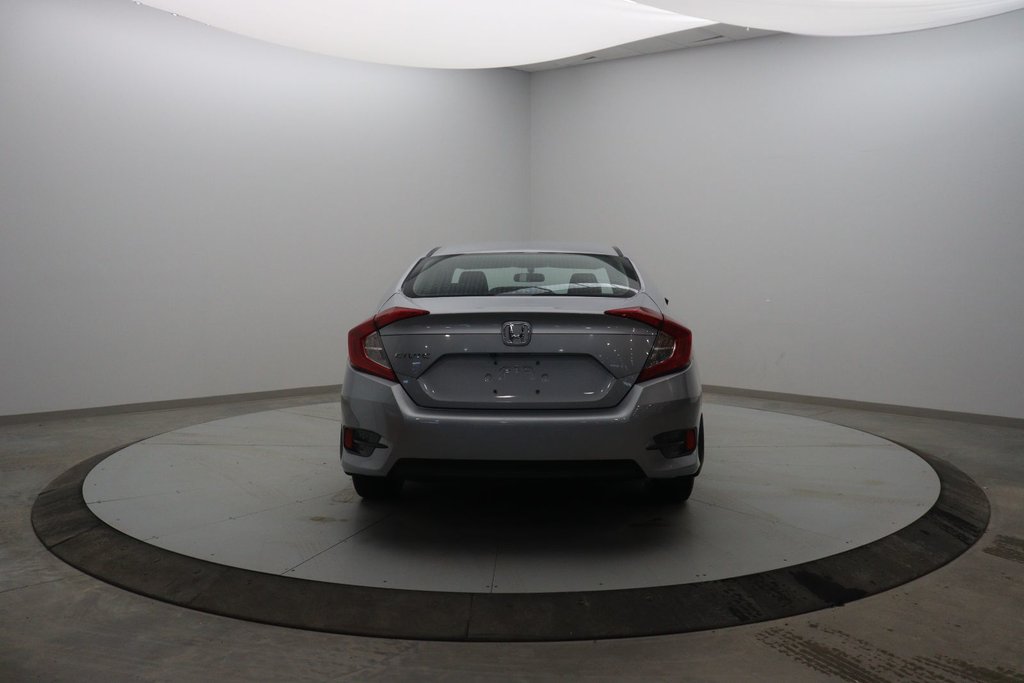 2017 Honda Civic Sedan in Baie-Comeau, Quebec - 5 - w1024h768px
