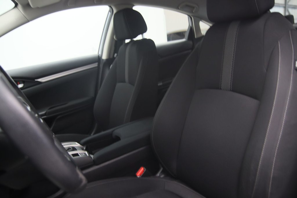 2017 Honda Civic Sedan in Baie-Comeau, Quebec - 7 - w1024h768px