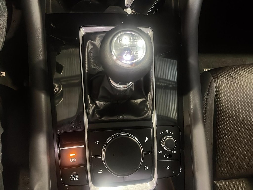 Mazda 3 GX  2020 à Jonquière, Québec - 15 - w1024h768px