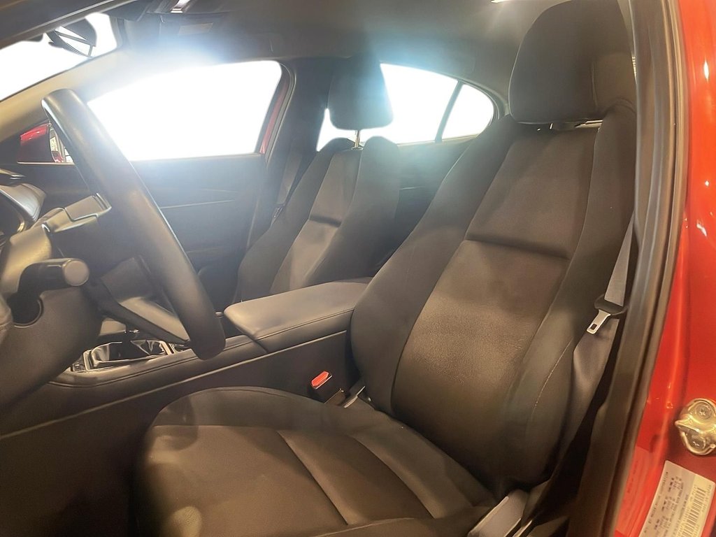 Mazda 3 GX  2020 à Jonquière, Québec - 9 - w1024h768px