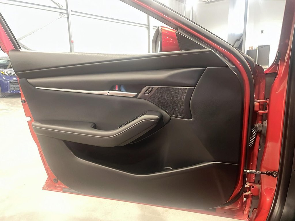 Mazda 3 GX  2020 à Jonquière, Québec - 11 - w1024h768px