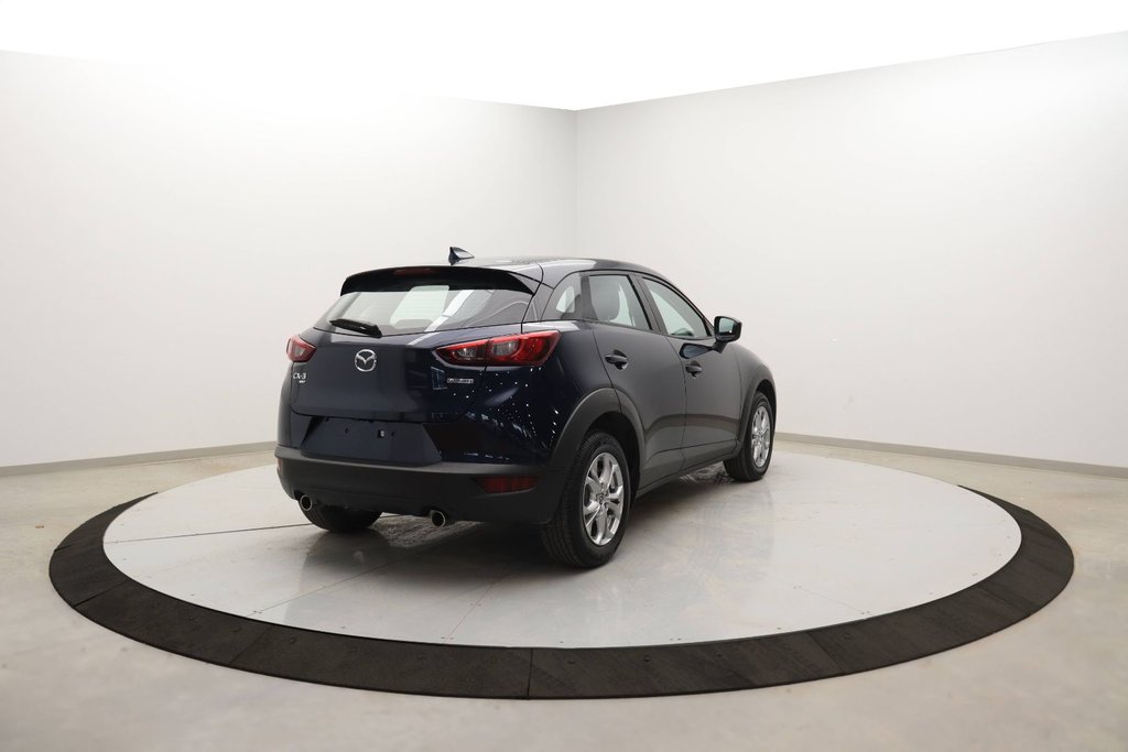 2021 Mazda CX-3 in Sept-Îles, Quebec - 4 - w1024h768px