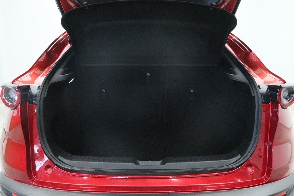 2021 Mazda CX-30 in Baie-Comeau, Quebec - 16 - w1024h768px