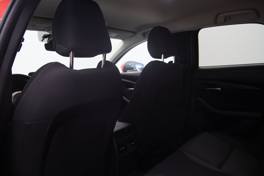 2021 Mazda CX-30 in Sept-Îles, Quebec - 9 - w1024h768px