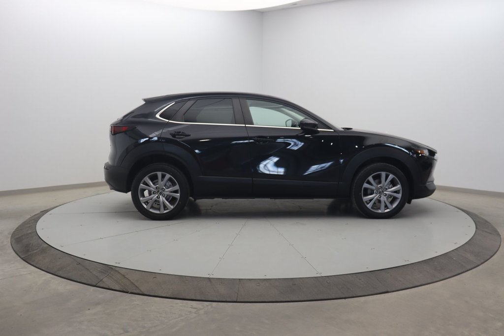 2021 Mazda CX-30 in Baie-Comeau, Quebec - 3 - w1024h768px