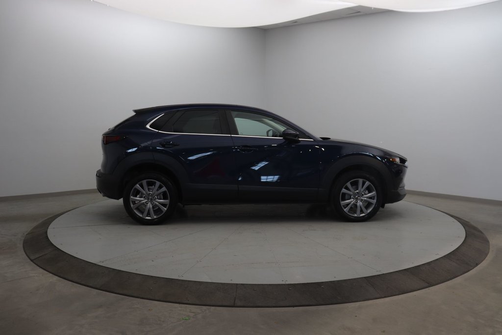 2022 Mazda CX-30 in Baie-Comeau, Quebec - 3 - w1024h768px