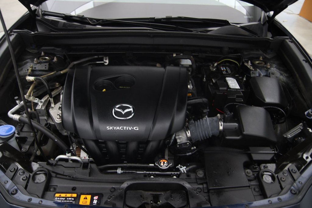 2022 Mazda CX-30 in Baie-Comeau, Quebec - 16 - w1024h768px