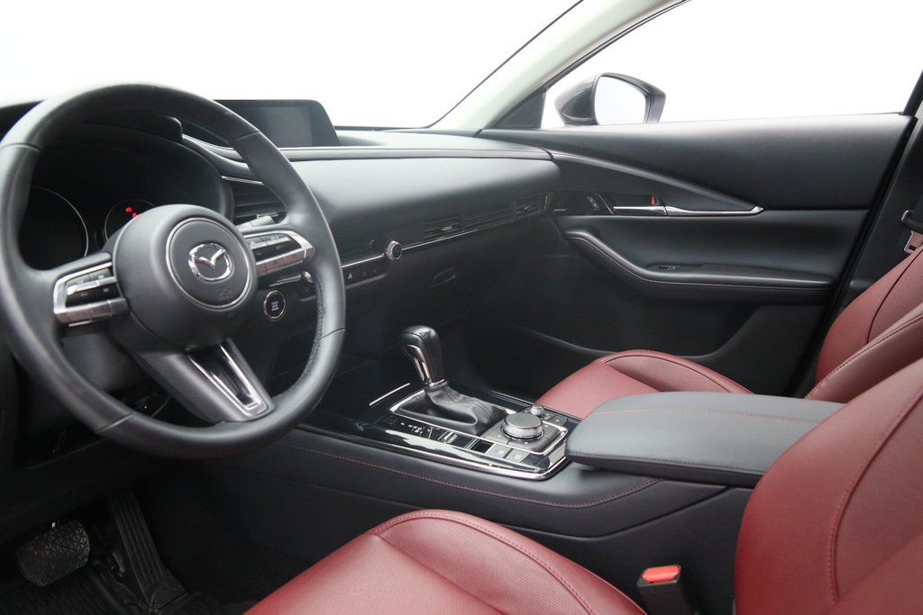 2022 Mazda CX-30 in Baie-Comeau, Quebec - 7 - w1024h768px