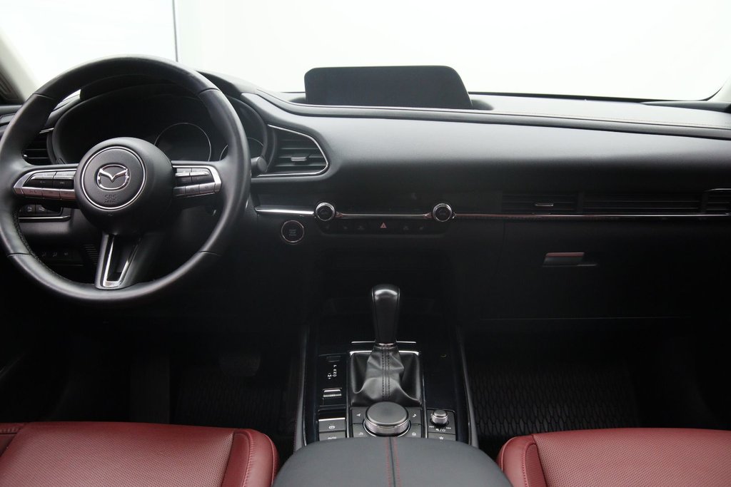 2022 Mazda CX-30 in Baie-Comeau, Quebec - 11 - w1024h768px