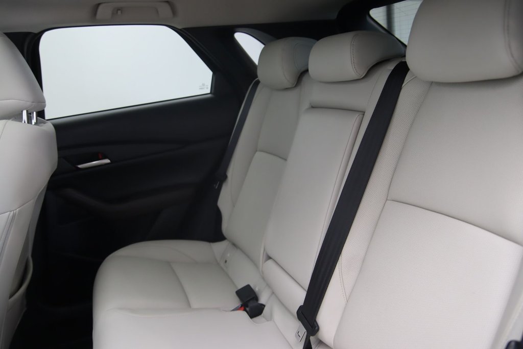 Mazda CX-30  2023 à Sept-Îles, Québec - 10 - w1024h768px