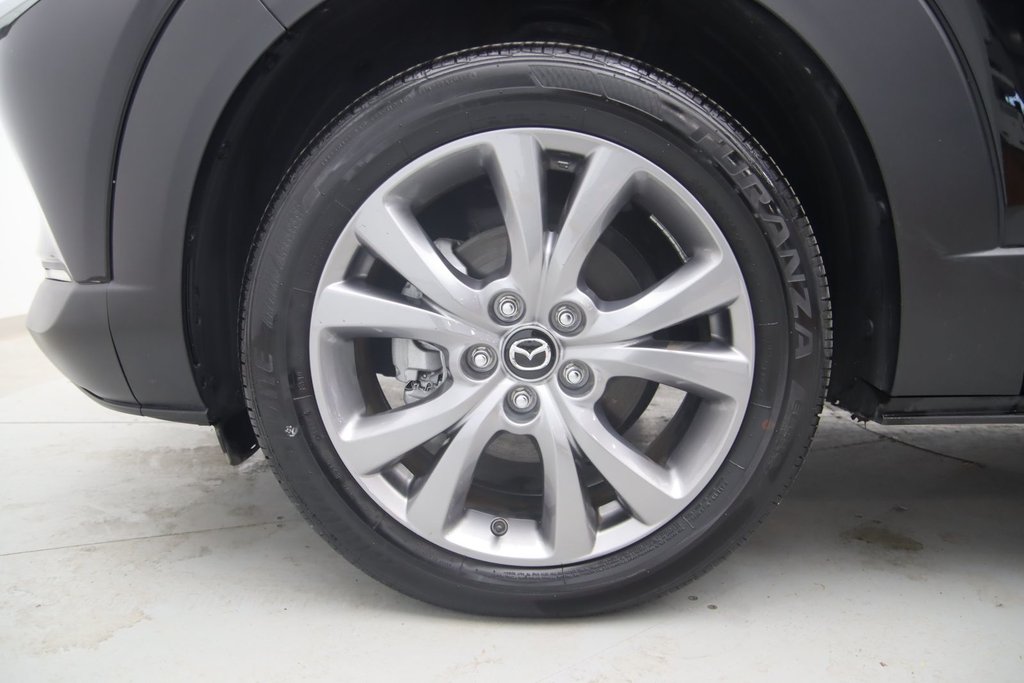 2023 Mazda CX-30 GS in Jonquière, Quebec - 17 - w1024h768px