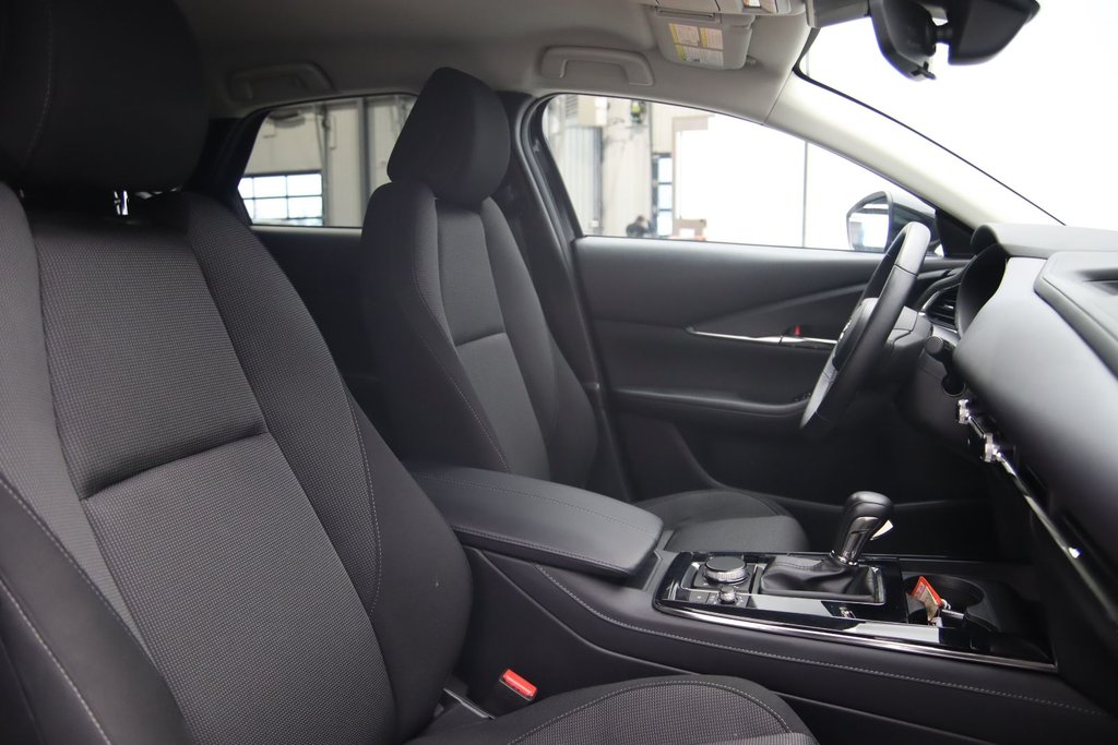 2023 Mazda CX-30 GS in Jonquière, Quebec - 14 - w1024h768px