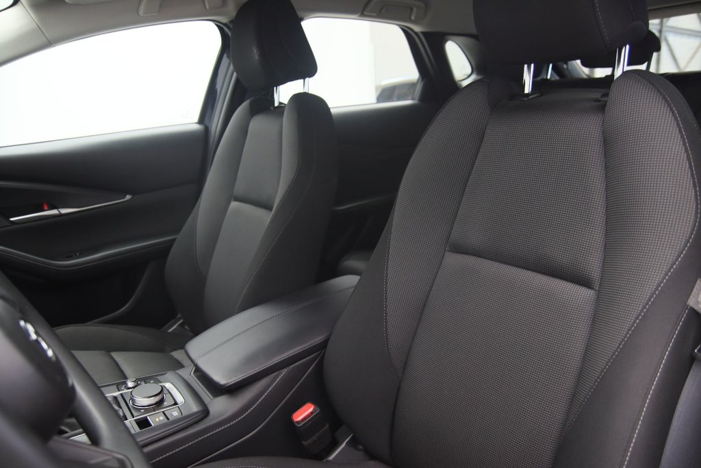 2023 Mazda CX-30 in Jonquière, Quebec - 7 - w1024h768px