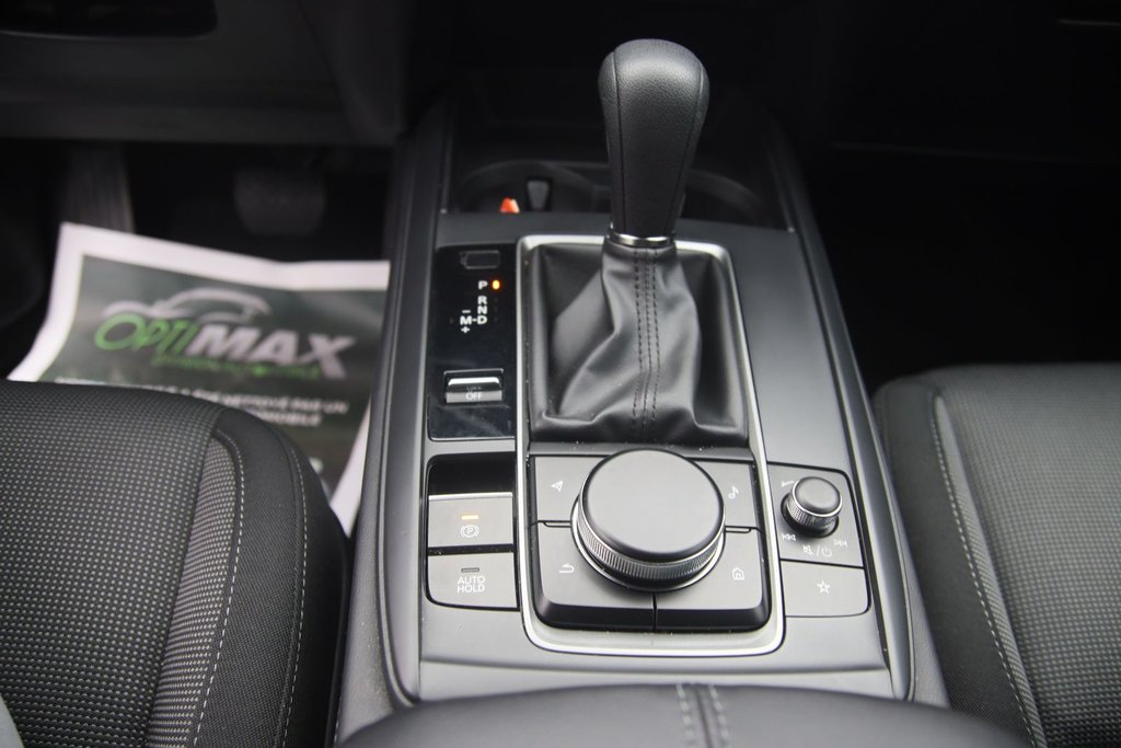 2023 Mazda CX-30 in Jonquière, Quebec - 13 - w1024h768px