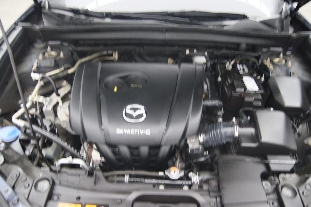 2023 Mazda CX-30 in Jonquière, Quebec - 16 - w1024h768px