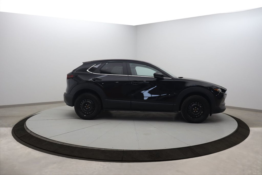 2023 Mazda CX-30 in Baie-Comeau, Quebec - 3 - w1024h768px