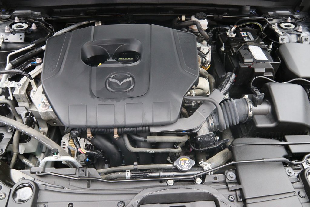 2023 Mazda CX-30 in Baie-Comeau, Quebec - 16 - w1024h768px